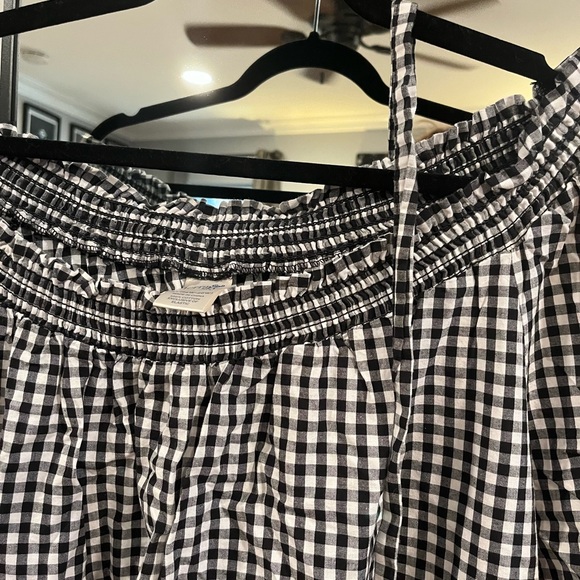 Off The Shoulder Checkerboard Dress - Picture 5 of 5